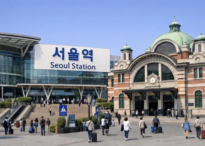 Yongsan,itaewon, Haebangchon, Gangnam 20minutes,n Tower, Station, River